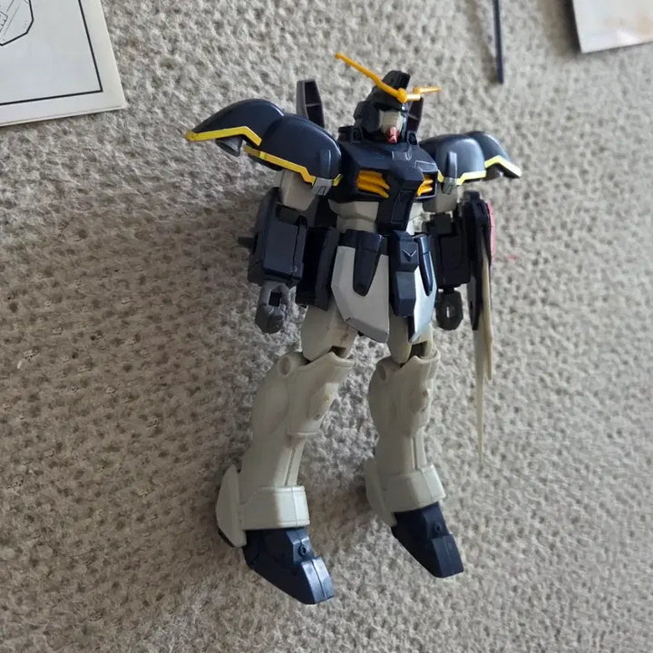 [BUNJANG] Bandai Gundam Deathscythe 1/144 Scale Assembled Model Kit / 반다이 건담 데스사이즈 1/144 프라모델 데칼부착 단순조립품 일체