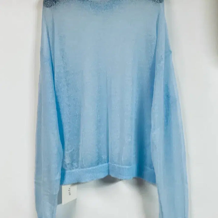 [SOLD OUT] gtfr 시스루 니트 긴팔 하늘색 길트프리