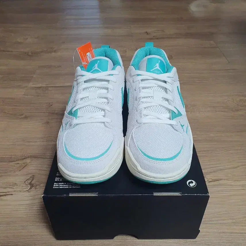 [BUNJANG] Jordan CMFT ERA 255mm Men&