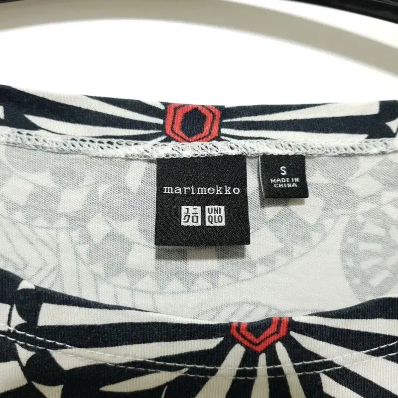 [BUNJANG] Uniqlo x Marimekko Short Sleeve T-Shirt / 유니클로 X 마리메꼬 여성 반팔 S