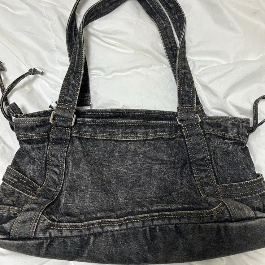 [BUNJANG] Matin Kim Washed Denim Shoulder Bag / 마뗑킴 가방