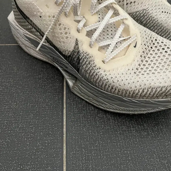 [BUNJANG] Nike ZoomX Vaporfly Next% 3 White Grey Running Shoes / 나이키 베이퍼플라이3 275