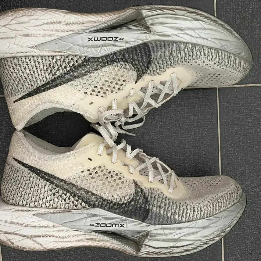 [BUNJANG] Nike ZoomX Vaporfly Next% 3 White Grey Running Shoes / 나이키 베이퍼플라이3 275
