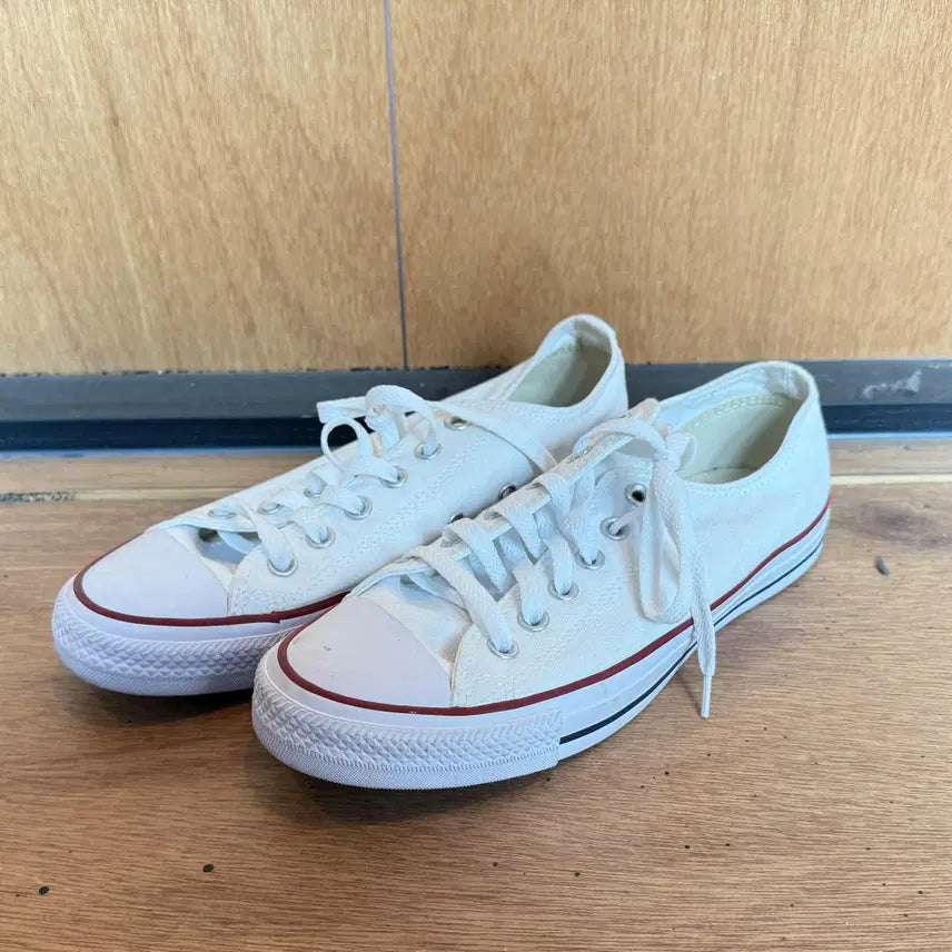 [BUNJANG] Converse Chuck Taylor All Star Classic White Sneakers / 컨버스_척테일러 올스타 클래식 화이트  250사이즈
