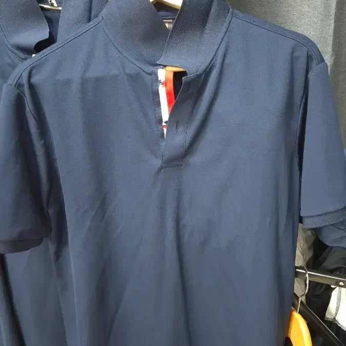 [BUNJANG] Navy Three-Stripe Accent Polo Shirt / 네이비 삼선 포인트 폴로티 100