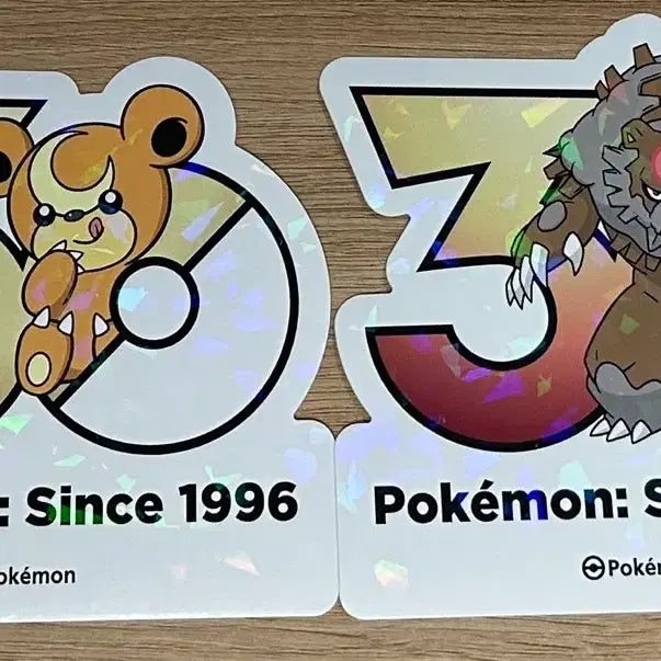 [BUNJANG] Pokemon 30th Anniversary Logo Sticker (Teddyursa, Ursaring) / [포켓몬 30주년 기념 로고 스티커]깜지곰, 다투곰