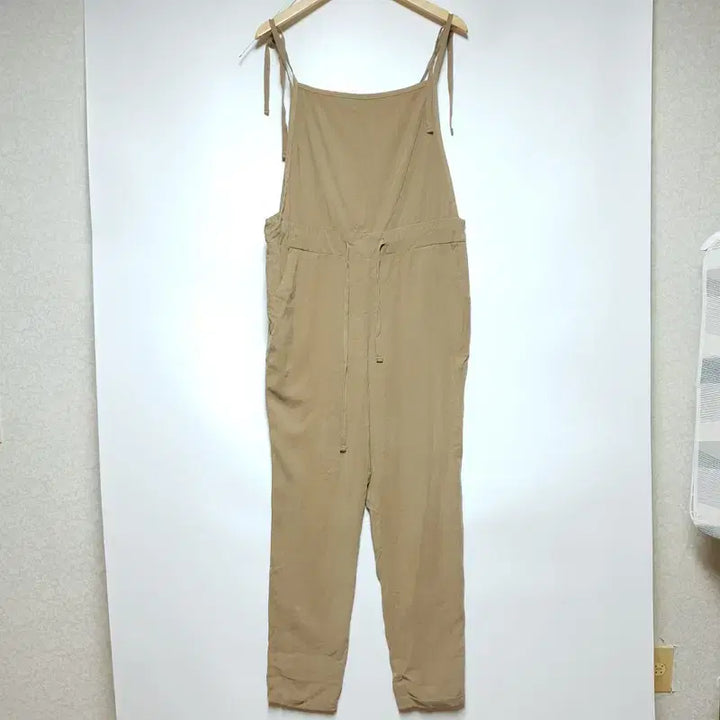 [BUNJANG] Adjustable Strap Jumpsuit / 끈 나시 점프수트