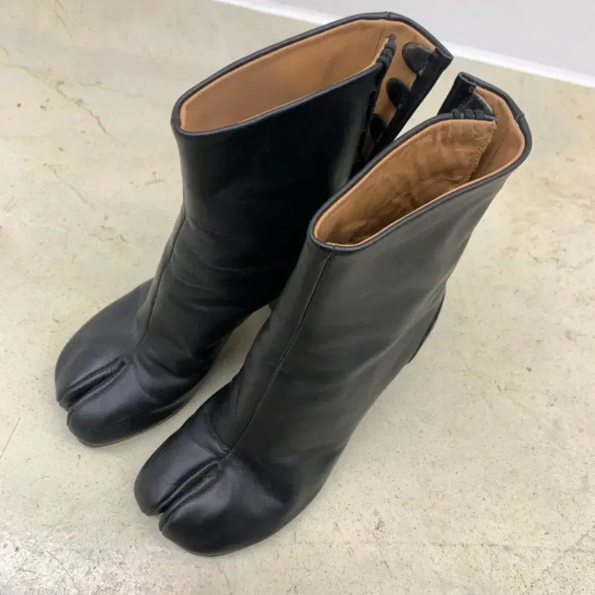 [BUNJANG] Maison Margiela Tabi Boots Size 35.5 / 마르지엘라 타비 부츠 35.5