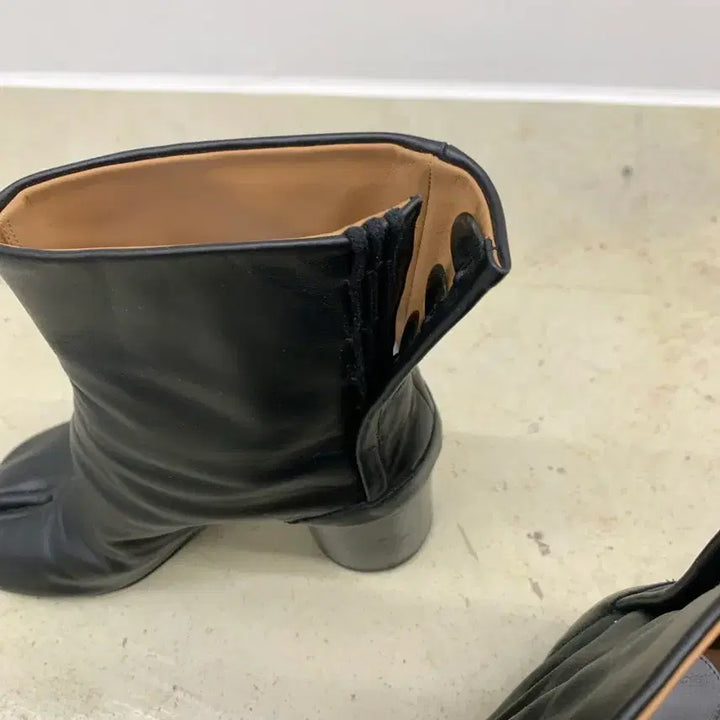 [BUNJANG] Maison Margiela Tabi Boots Size 35.5 / 마르지엘라 타비 부츠 35.5