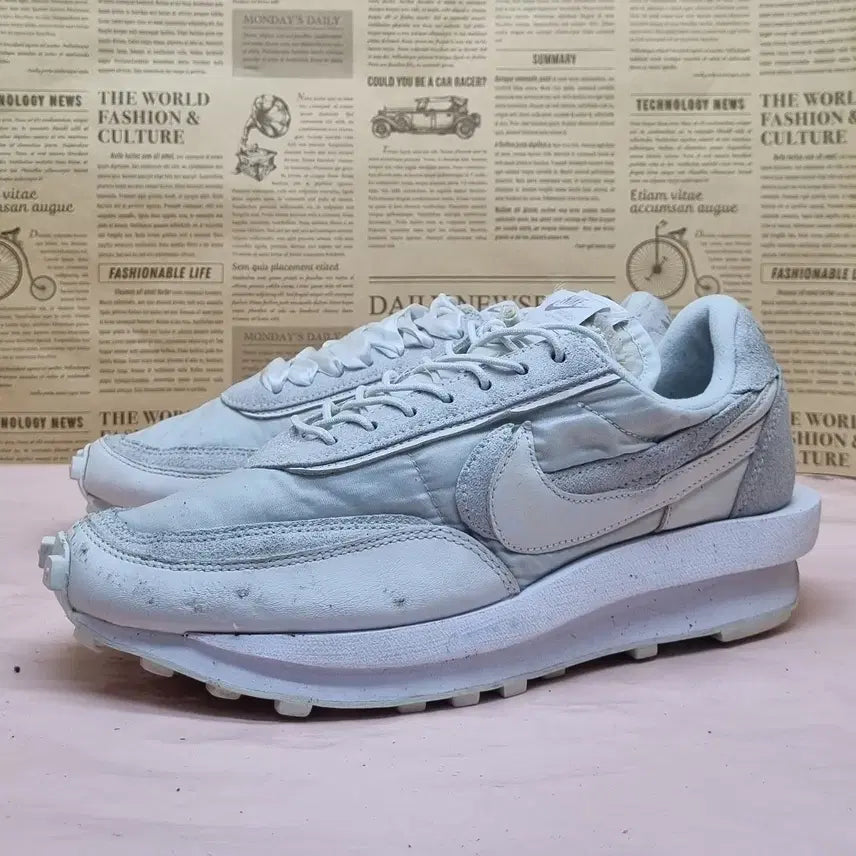 [BUNJANG] Nike x Sacai White Sneakers / 나이키x사카이 화이트 운동화275