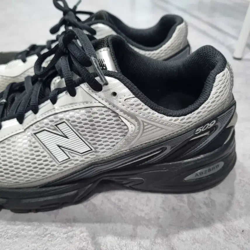 [BUNJANG] New Balance 509 Black Grey Sneakers (Size 260) / 뉴발란스 509 블랙 그레이 (260)