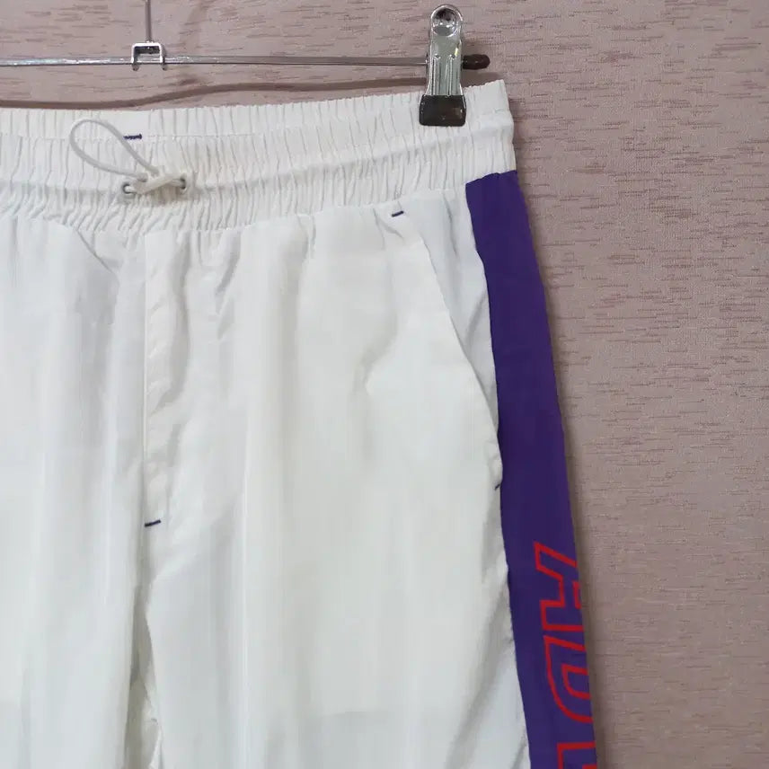 [BUNJANG] TBJ Mesh Lined White Windbreaker Jogger Pants / B5-7/TBJ 망사안감 화이트 바람막이 조거팬츠