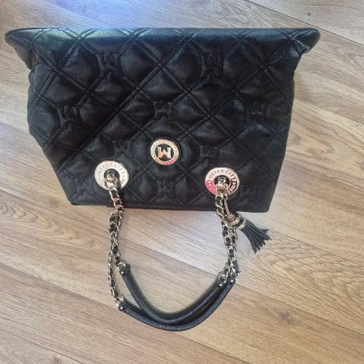 [BUNJANG] Metrocité Quilting Chain Tote Bag Black / 메트로시티 퀼팅 체인 토트백 블랙