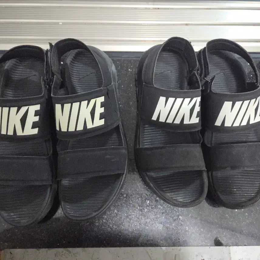 [BUNJANG] Nike Black Sandals / 나이키샌들