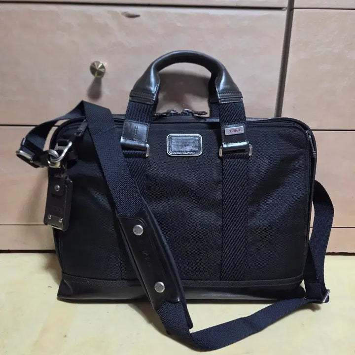 [BUNJANG] TUMI Alpha Bravo Andrew Briefcase Black/Hickory / 투미 정품 알파브라보 앤드류 브리프케이스
