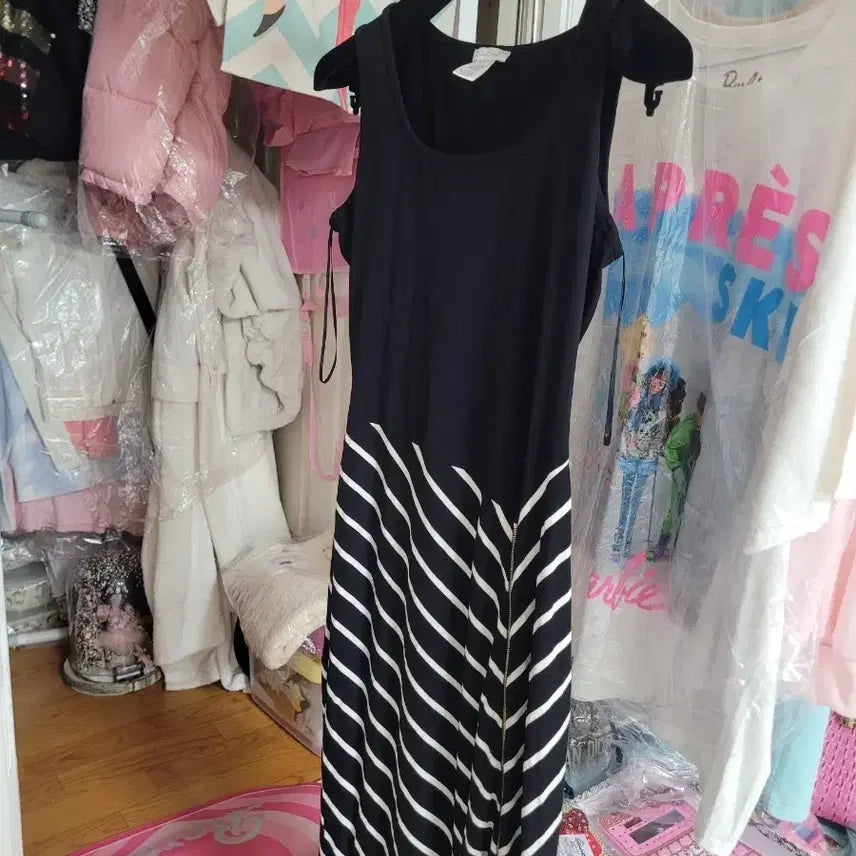 [BUNJANG] Cacharel Black Stripe Long Dress / CACHAREL 블랙 스트라이프 롱 원피스 핏 대박