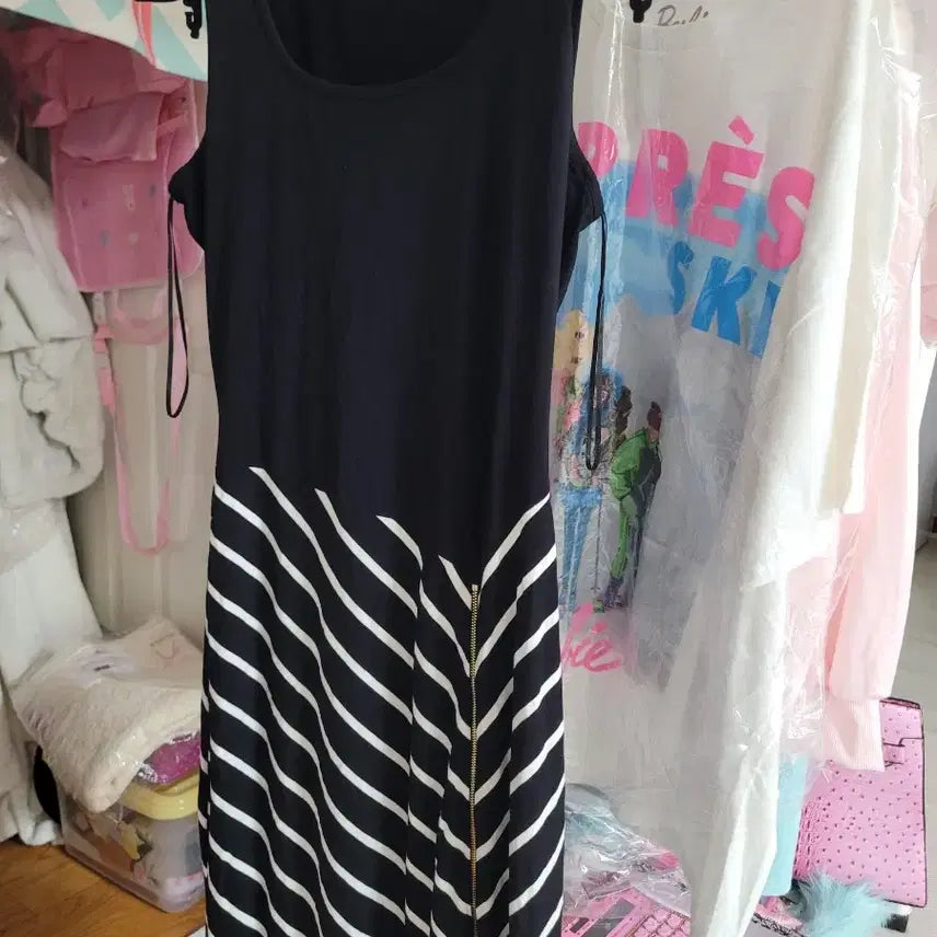 [BUNJANG] Cacharel Black Stripe Long Dress / CACHAREL 블랙 스트라이프 롱 원피스 핏 대박