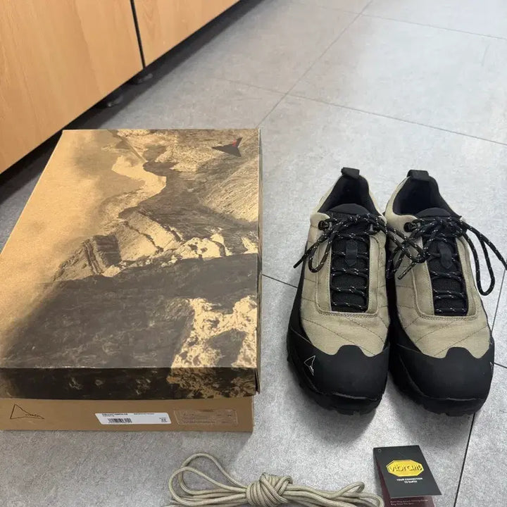[BUNJANG] Roa Hiking Catarina Taupe Size 42 / 로아 하이킹 카타리나 토프 42 사이즈