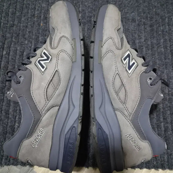 [BUNJANG] New Balance 1600 290mm Shoes / 뉴발란스 1600