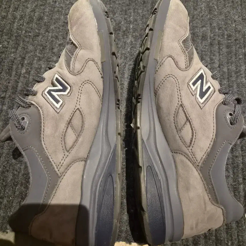 [BUNJANG] New Balance 1600 290mm Shoes / 뉴발란스 1600