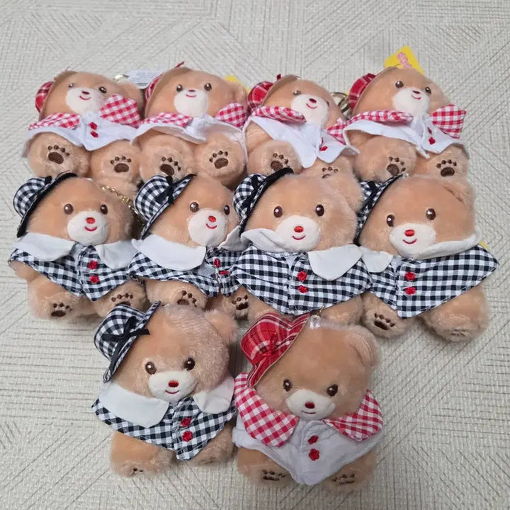 [BUNJANG] Cute Bear Plush Keychain (Set of 2) / 귀여운 곰돌이 인형키링 새상품 2종