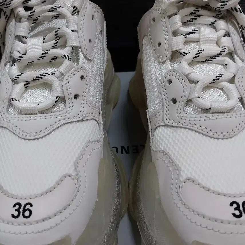 [BUNJANG] Balenciaga Triple S Clear Sole Sneakers / 발렌시아가 트리플s 스니커즈 36(거의새거)