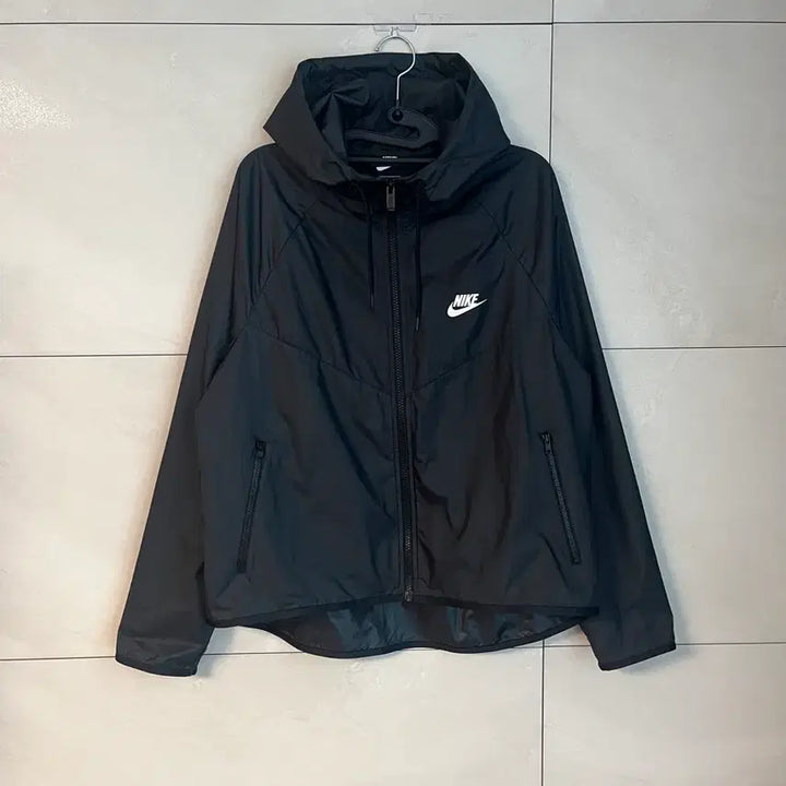 [BUNJANG] Nike Windrunner Jacket Black [L] / 나이키 윈드러너 바람막이 블랙 [L]