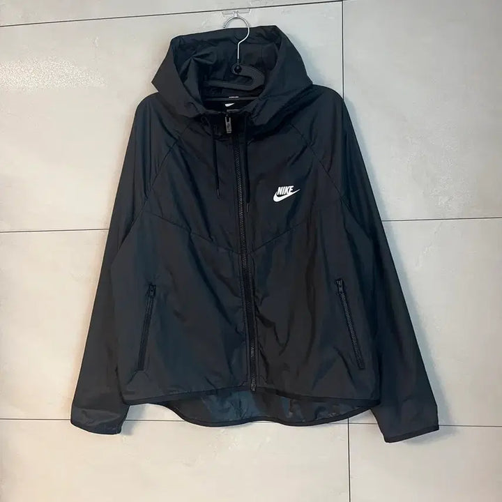 [BUNJANG] Nike Windrunner Jacket Black [L] / 나이키 윈드러너 바람막이 블랙 [L]