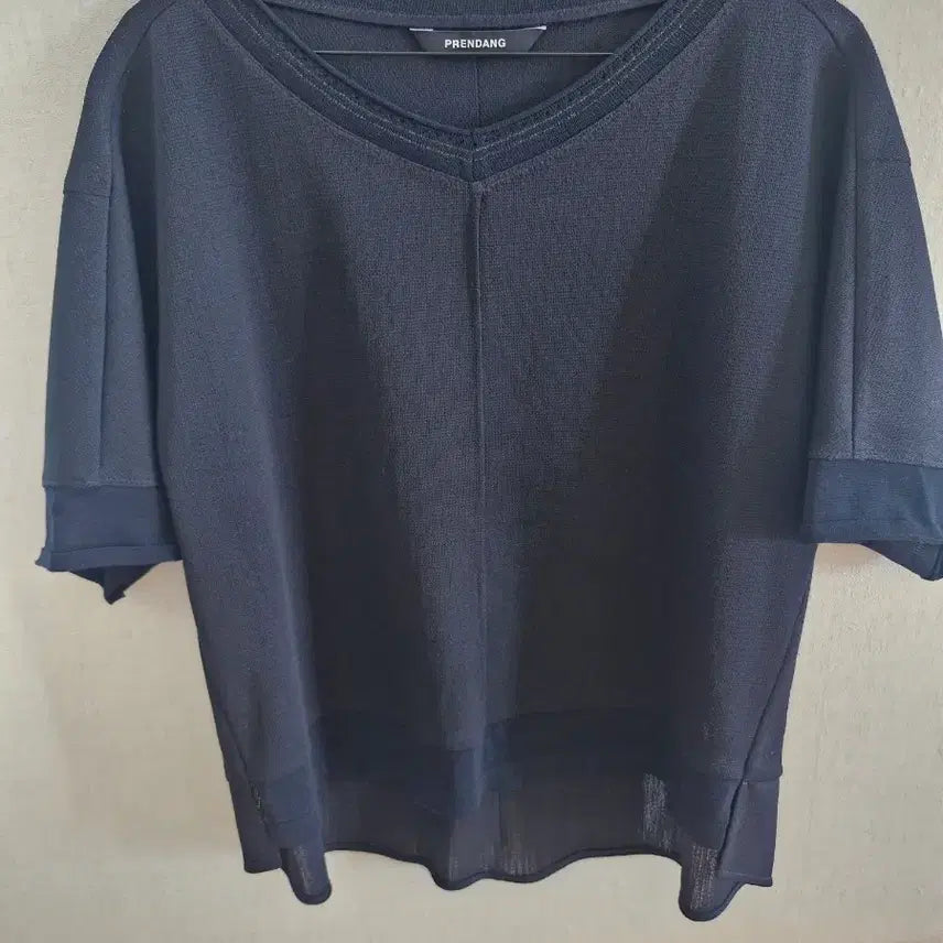 [BUNJANG] PRENDANG V-Neck Short Sleeve Knit Navy / *새상품*PRENDANG 브이넥 반팔 니트 네이비