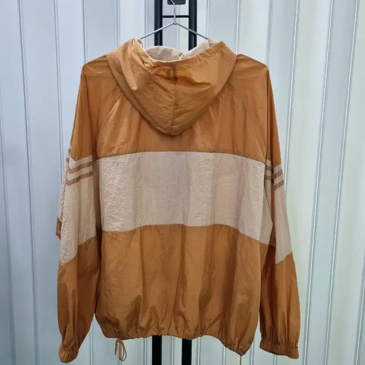 [BUNJANG] Two-Tone Hooded Windbreaker Jacket (Brown/Ivory) / 후드 바람막이  자켓 브라운 아이보리 4XL