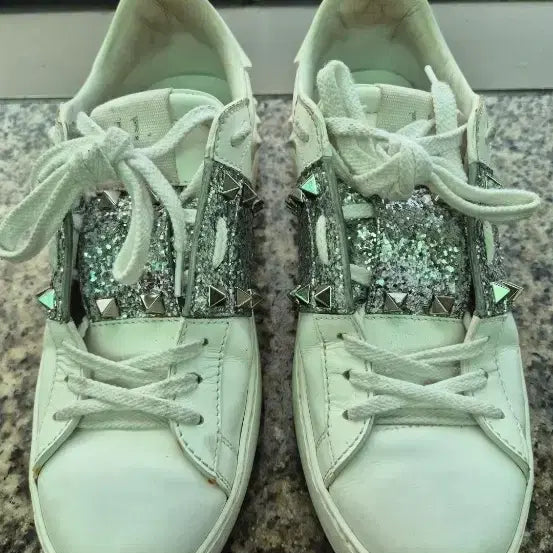 [BUNJANG] Valentino Garavani Glitter Sneakers Size 37 / 발렌티노 가라바니 글리터 스니커즈 37 판매합니다 자연스런 사용감 존재