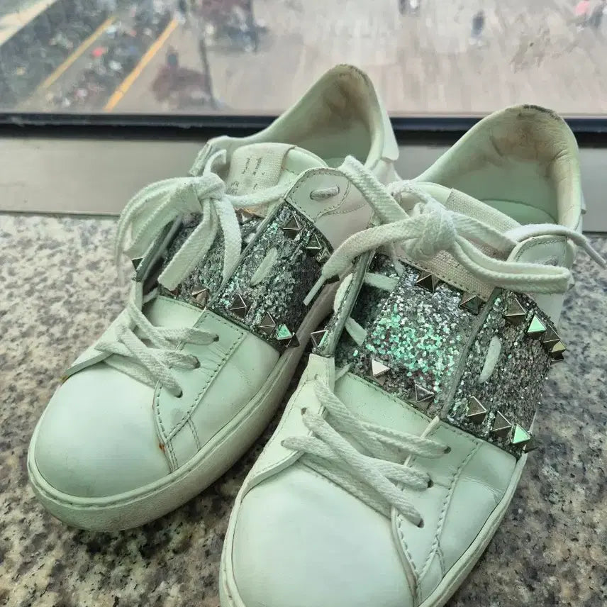 [BUNJANG] Valentino Garavani Glitter Sneakers Size 37 / 발렌티노 가라바니 글리터 스니커즈 37 판매합니다 자연스런 사용감 존재