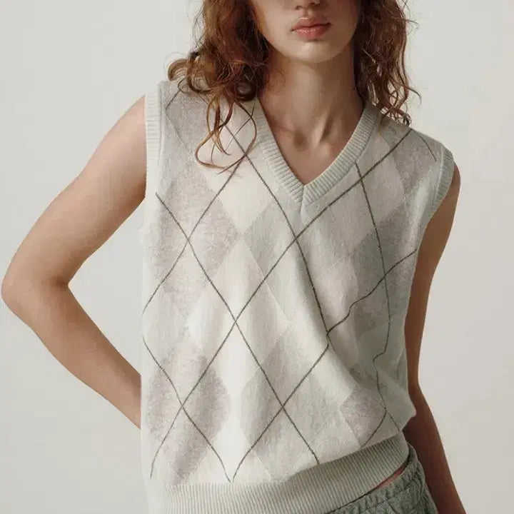 [BUNJANG] The Barnet Daphne Argyle Knit Vest Yellow / 더바넷 Daphne Argyle Knit Vest_Yellow