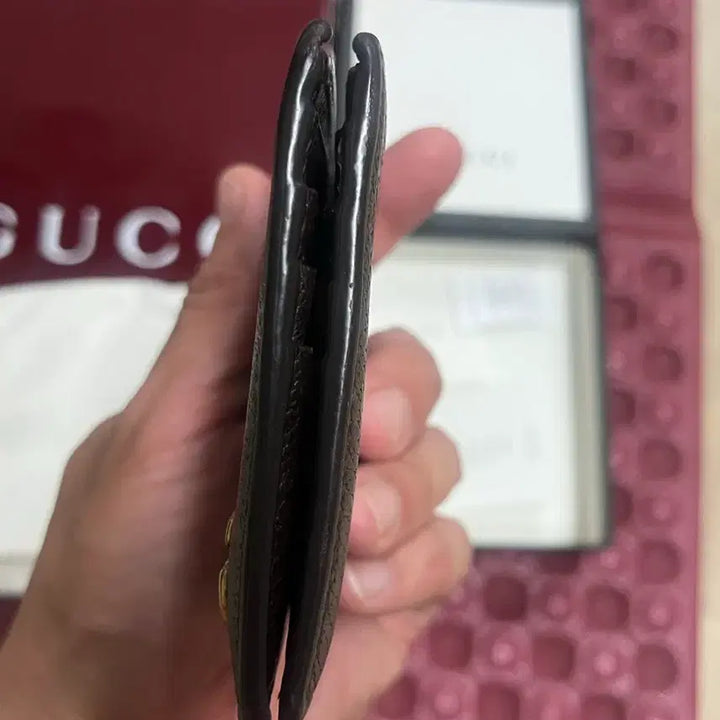 [BUNJANG] Gucci GG Logo Bifold Wallet / 구찌 지갑 GG로고 반지갑