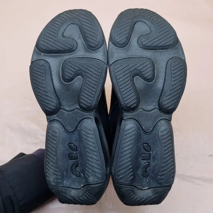 [BUNJANG] Nike Air Max Verona Sneakers / 나이키 에어맥스 베로나 운동화 220