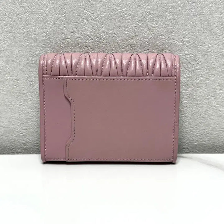 [SOLD OUT] 미우미우 마테라쎄 카드지갑