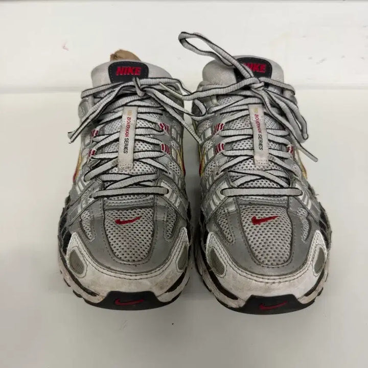 [BUNJANG] Nike P6000 Series Sneakers Silver 235 / 정품) 나이키 P6000 시리즈 운동화 실버 235