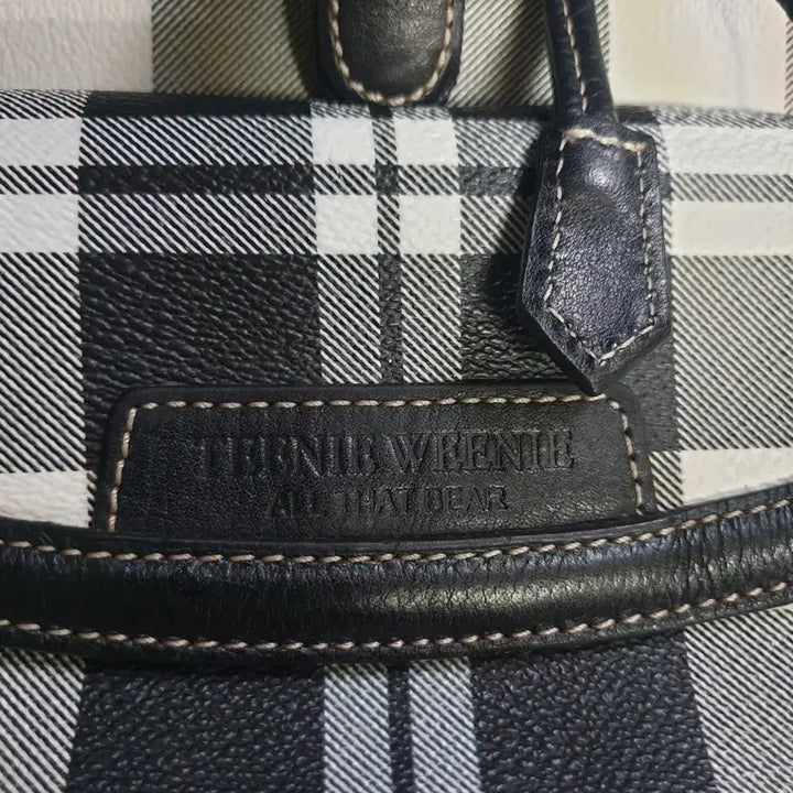 [BUNJANG] Teenie Weenie Vintage Check Backpack (Discontinued) / (단종매물) 티니위니 PVC 소가죽 빈티지체크 백팩
