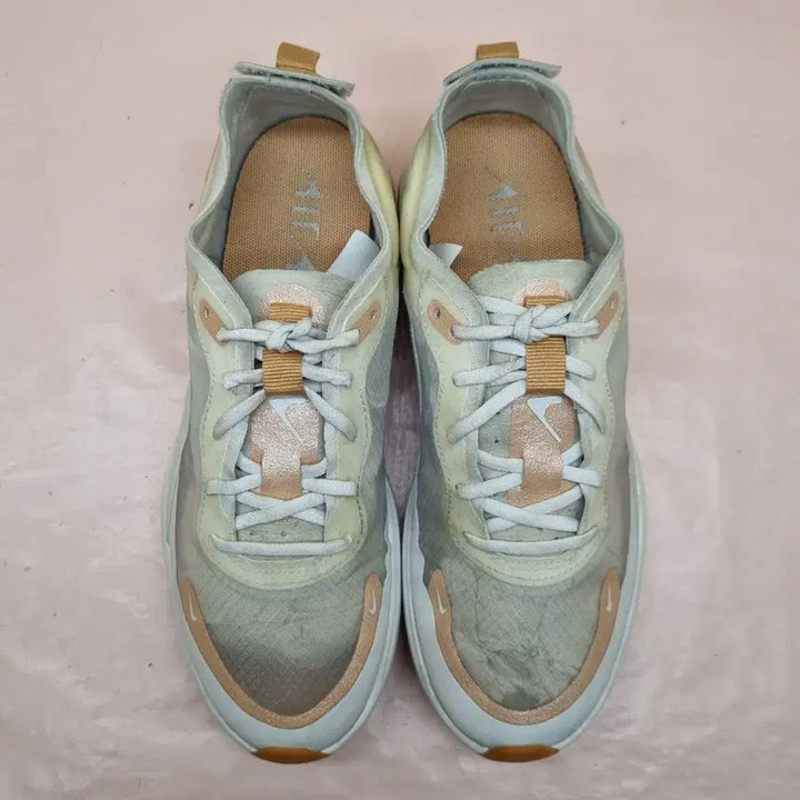[BUNJANG] Nike Air Max Dia Sneakers / 나이키 에어맥스 디아 운동화 220