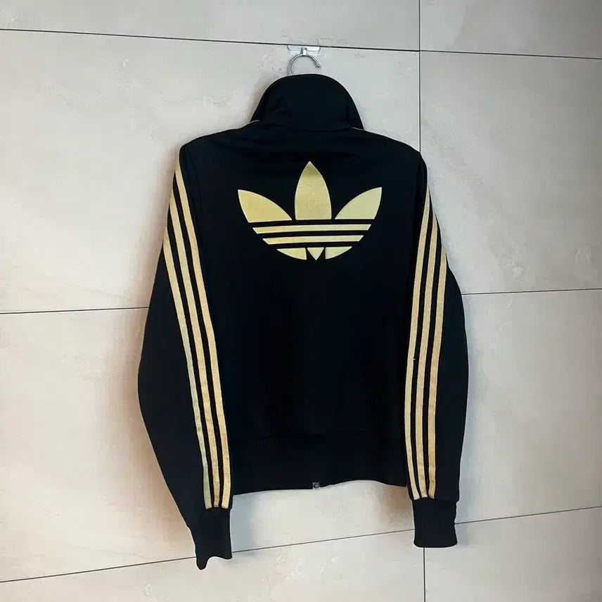 [BUNJANG] Adidas Firebird Track Jacket Black/Gold (Size 85) / 아디다스 딱붙핏 제니깔 파이어버드 검,골 져지 블랙 [85]