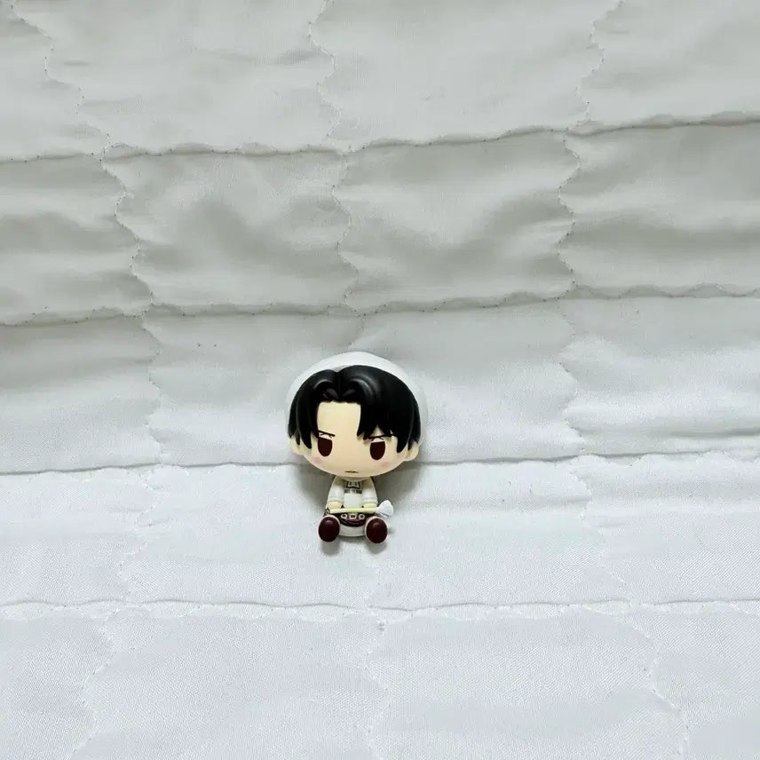 [BUNJANG] Attack on Titan Levi Choconoqo Secret Version Figure / 진격의 거인 리바이 초코노코 시크릿 버전