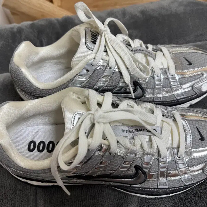 [BUNJANG] Nike P-6000 Metallic Silver / 나이키 P-6000 메탈릭실버 260