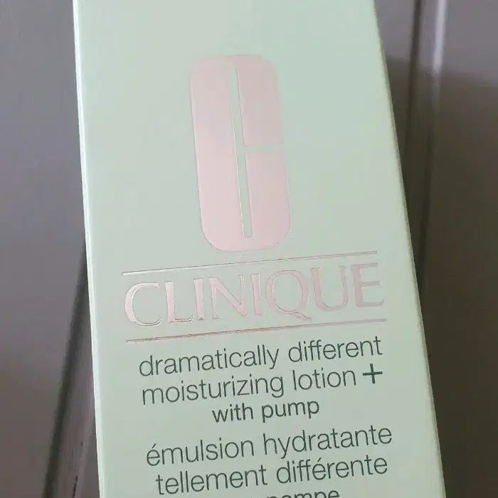 [BUNJANG] Clinique Dramatically Moisturizing Lotion 125ml / 크리니크 드라마티컬리 모이스춰라이징 로션 125ml 새상품