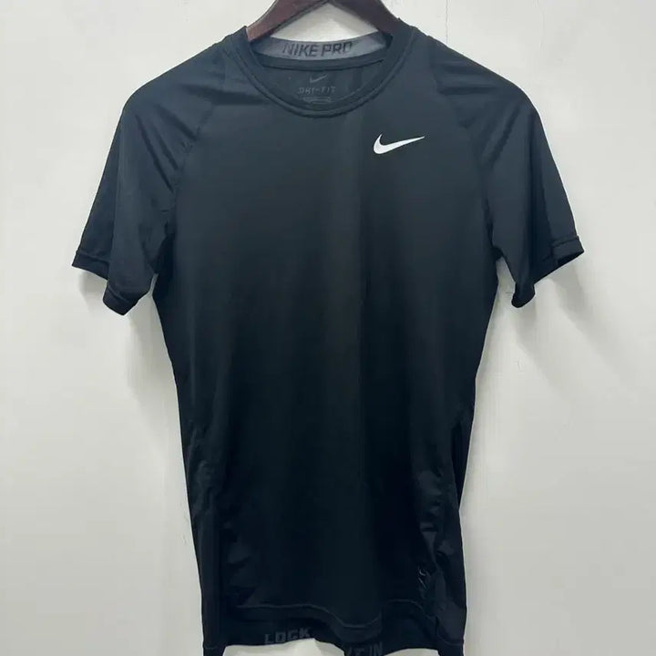 [BUNJANG] Nike Pro Black Short Sleeve T-Shirt 105 / [만원 아라비아빈티지]나이키 프로 검정색 반팔 티셔츠 105