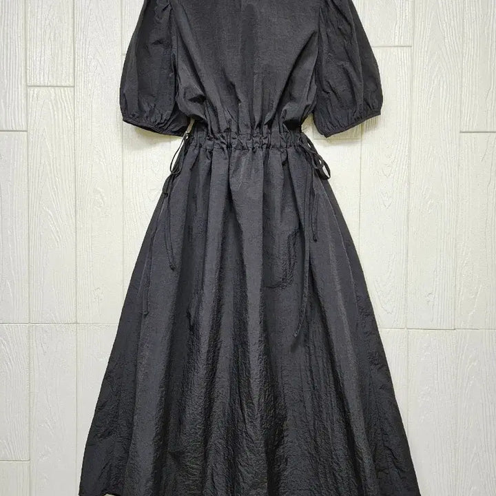 [SOLD OUT] 70. 플라밍고 블랙바스락스트링 원피스
