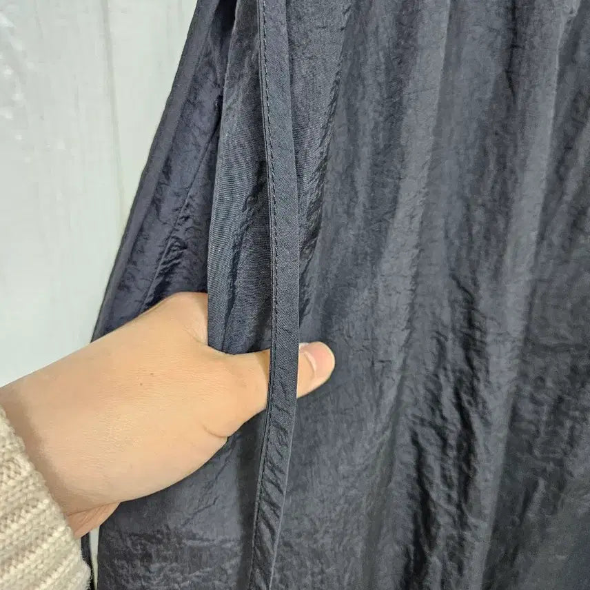 [SOLD OUT] 70. 플라밍고 블랙바스락스트링 원피스