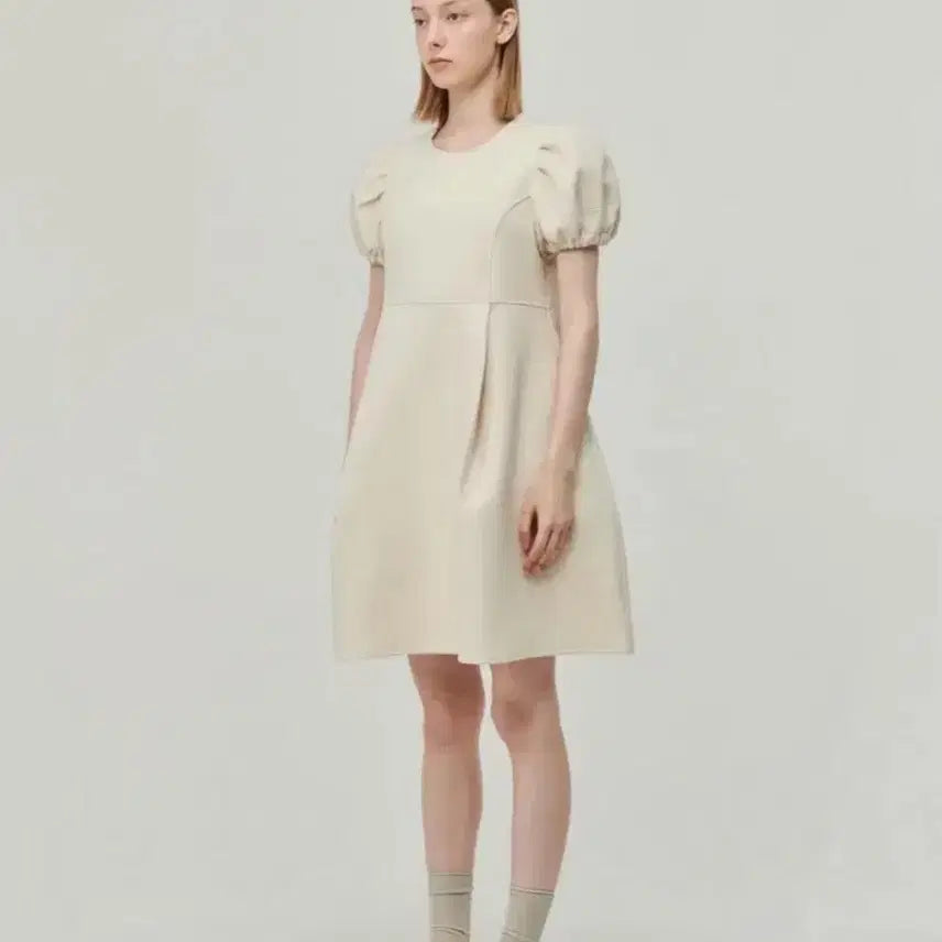 [BUNJANG] Mais Balloon Tuck Dress Ivory / 마이스 mais 벌룬 원피스 아이보리 BALLOON TUCK DRESS