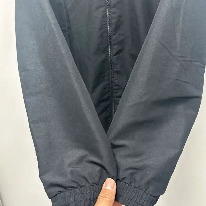 [BUNJANG] Adidas Black Windbreaker Jacket 90 / [만원 아라비아빈티지]아디다스 블랙 바람막이 자켓 90