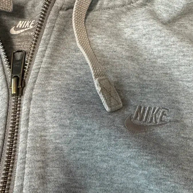 [BUNJANG] Nike Grey Hooded Zip-Up Hoodie (L) / 나이키 그레이 후드집업    L
