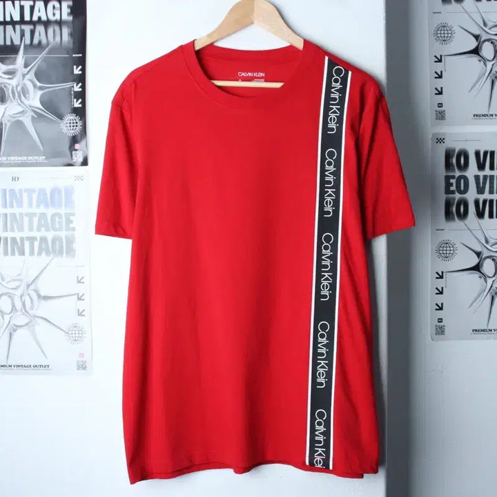 [BUNJANG] Calvin Klein T-shirt Red Oversized Old School (L-XL) / (L-XL) 캘빈클라인 반팔 티셔츠 오버핏 레드 올드스쿨-758A